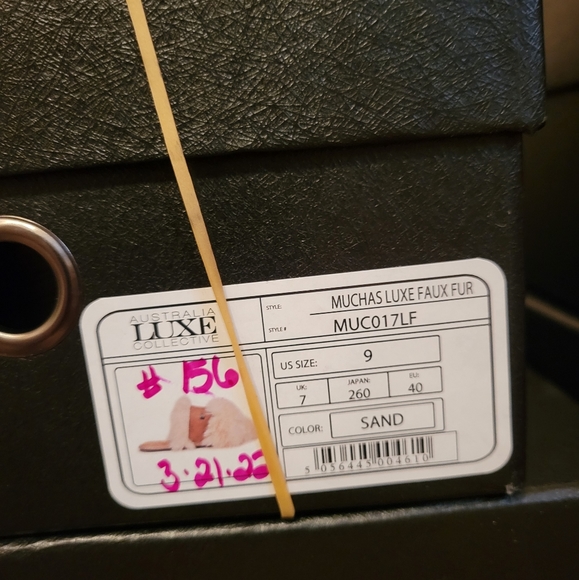 Australia Luxe Collective Muchas Slides #156 - Picture 6 of 7